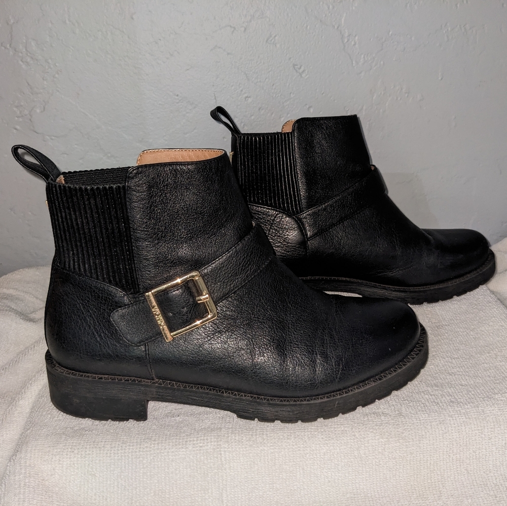 Vionic Women's Mara Ankle Boot black size 7